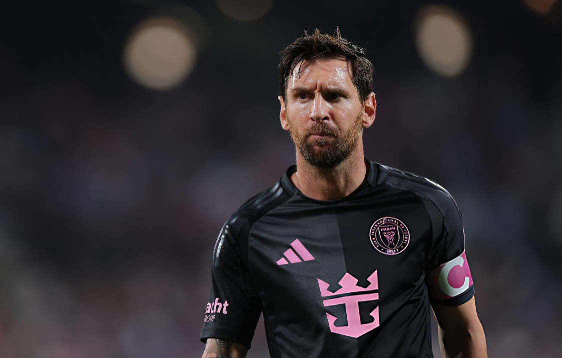 乐鱼官网-梅西：我这辈子只想着足球！我脑海里唯一想做的事情是踢球！